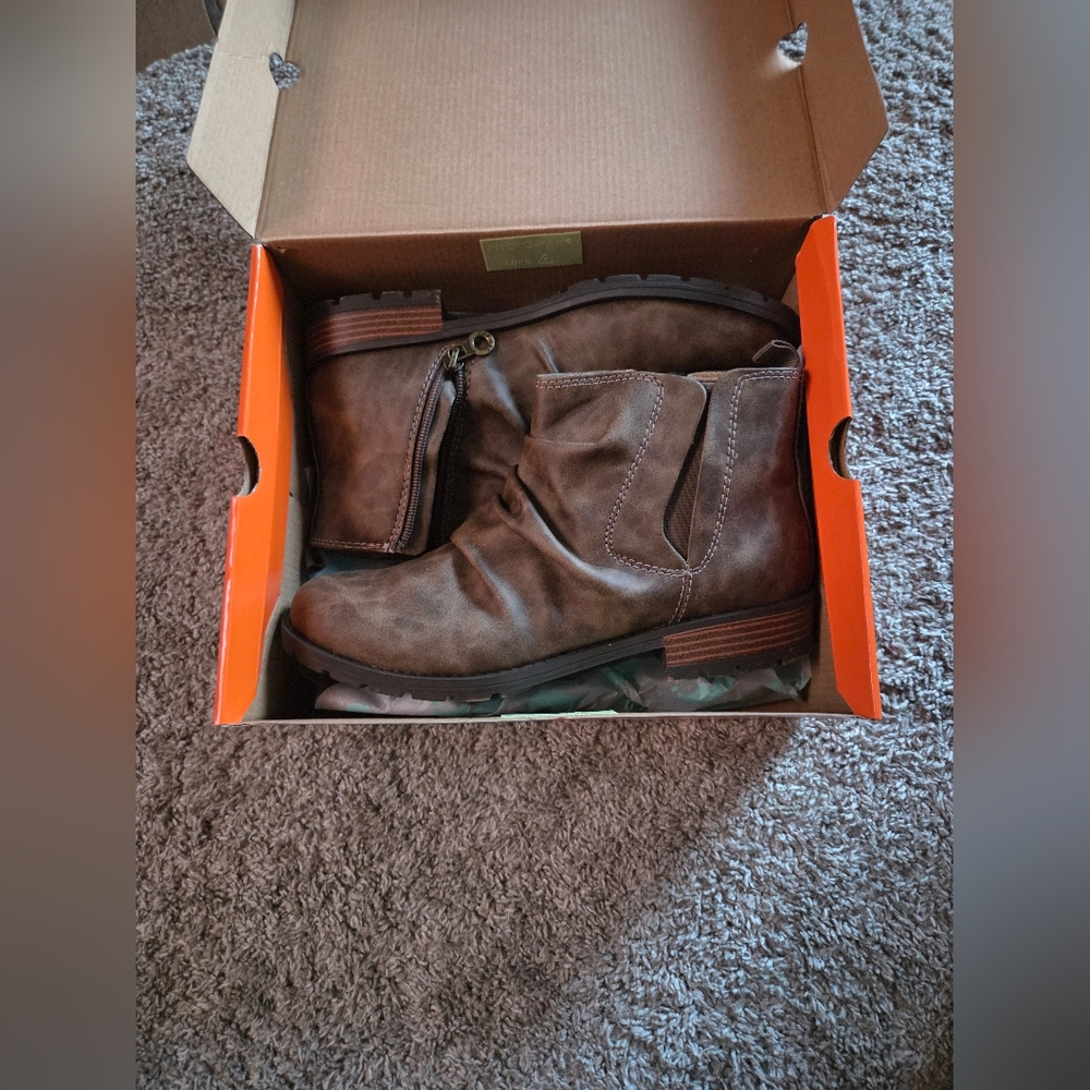Sporto Misty Brown Ankle Boots